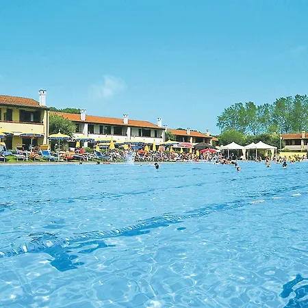 Tize Village Hotel 4*